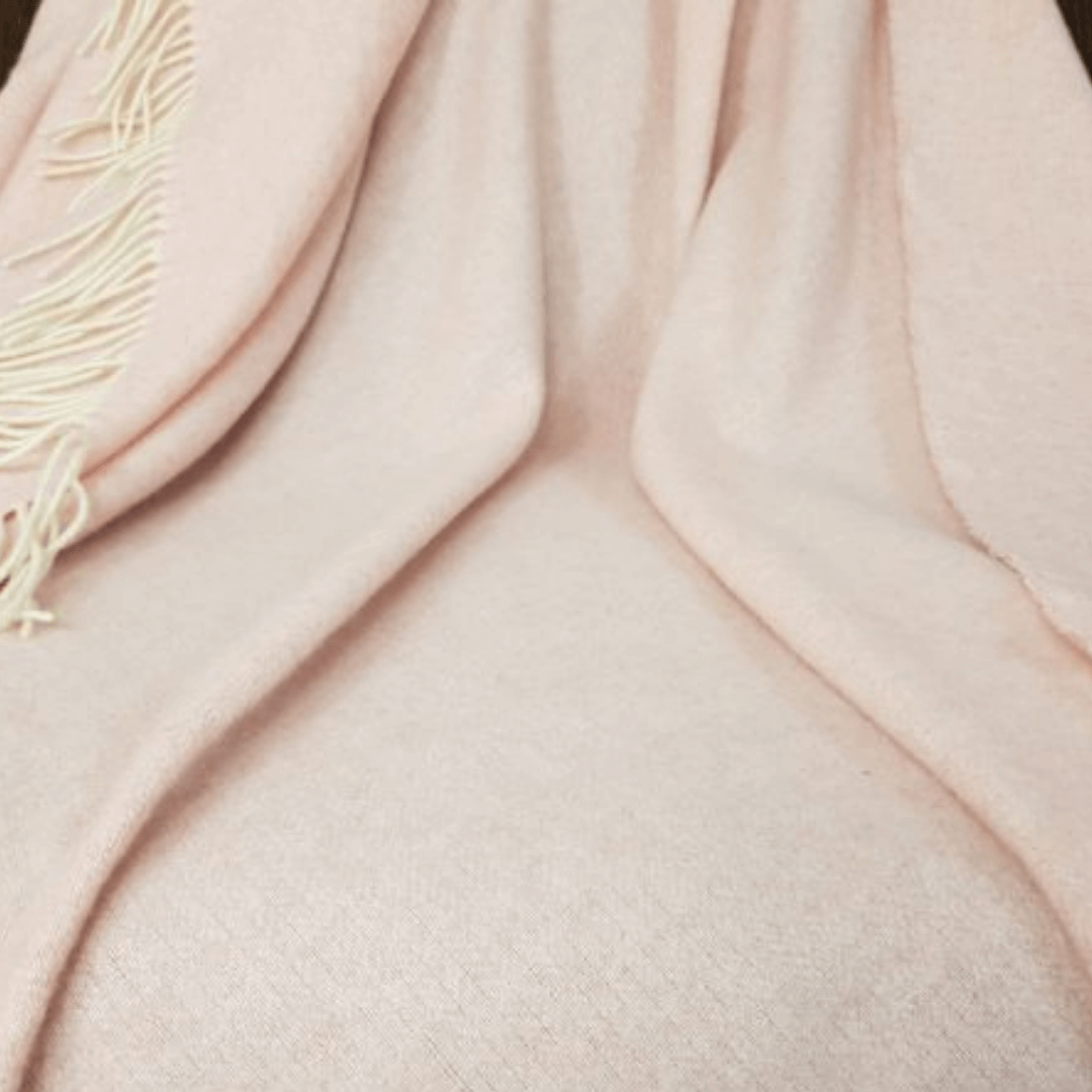 Cashmere Blanket – Solid Pink With White Fringes – 140X200 Cm