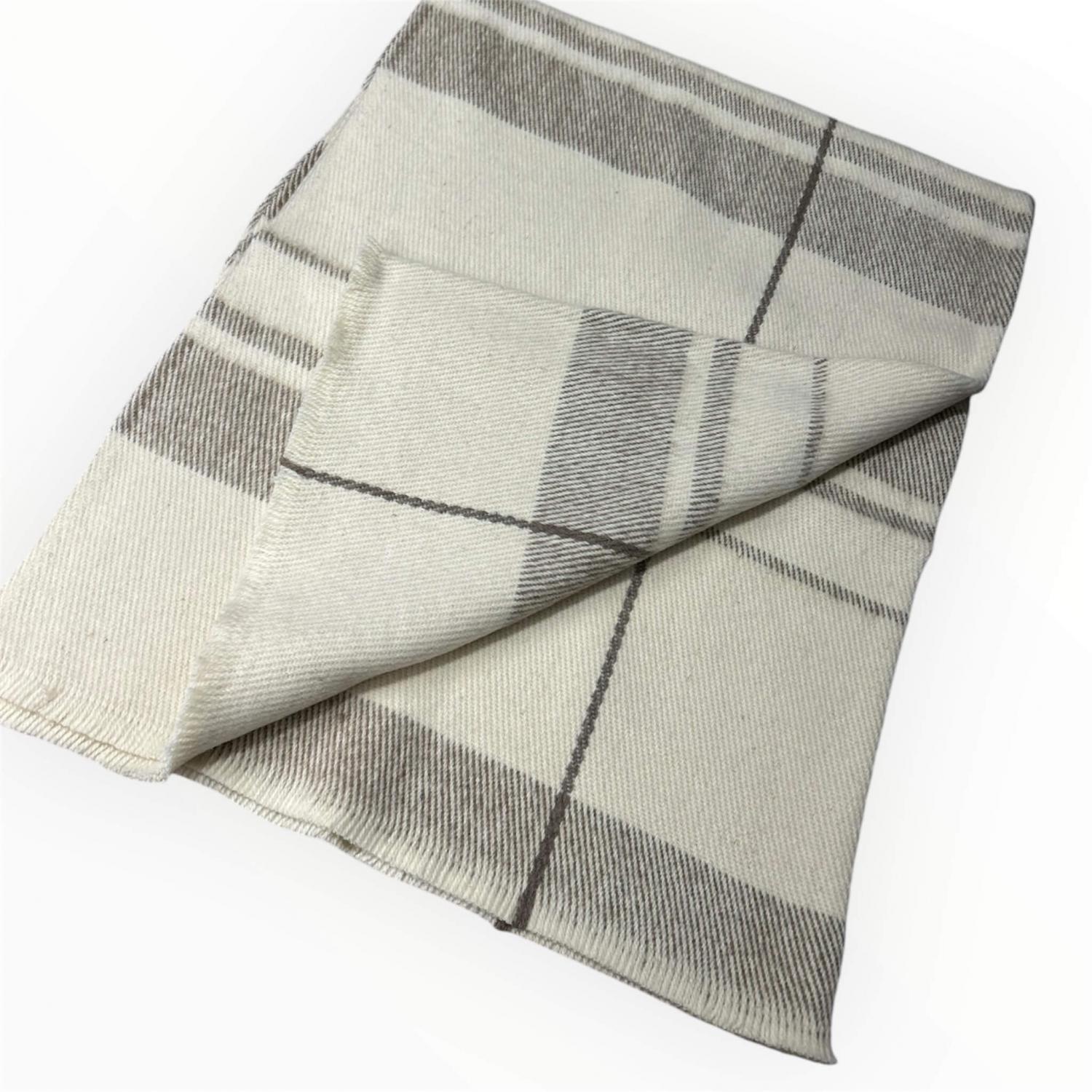 100% Merino Wool Blanket With Striped Design - Natural Color, 150X200 Cm