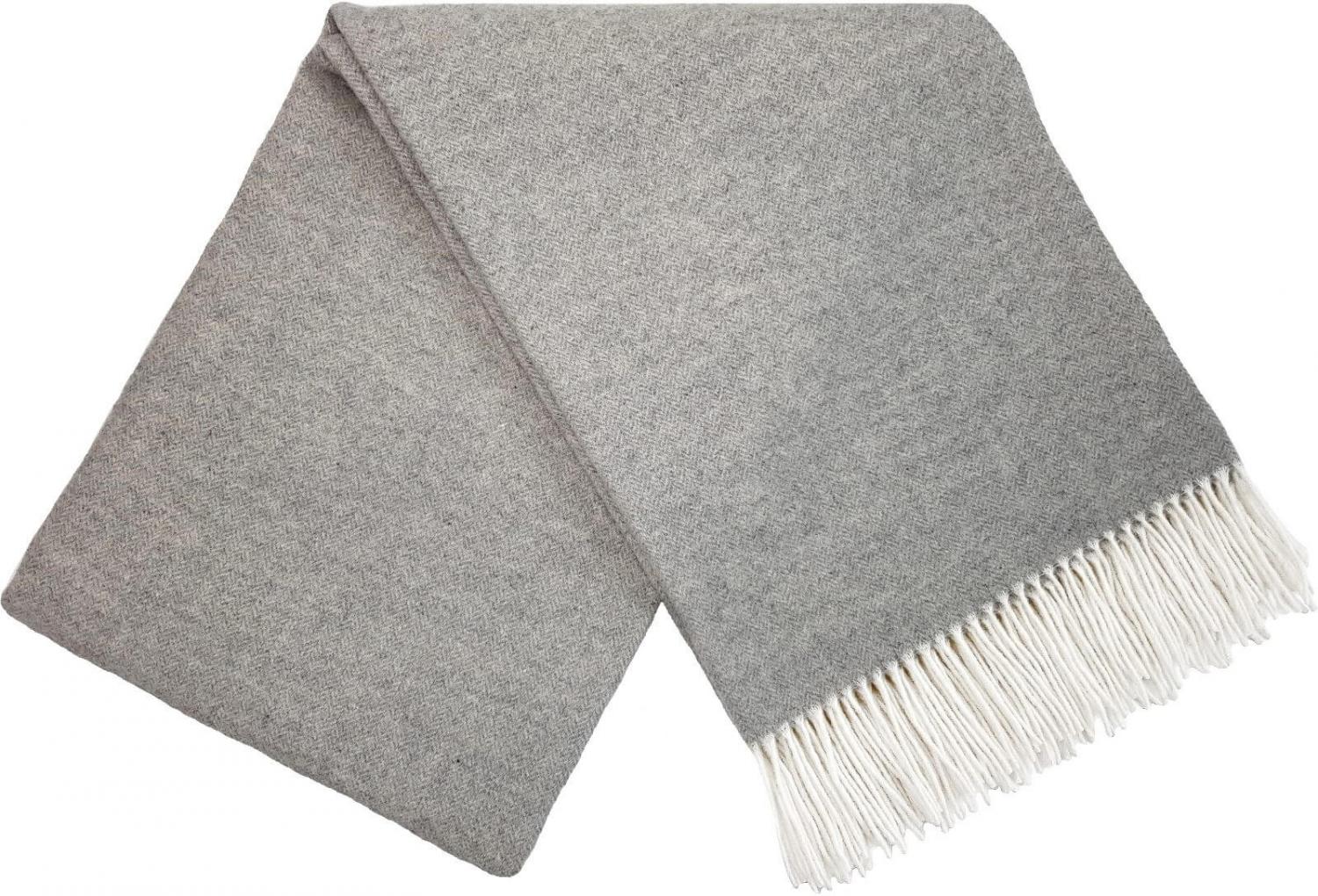 Wide Luxury Scarf: Cashmere And Merino Wool In Elegant Gray