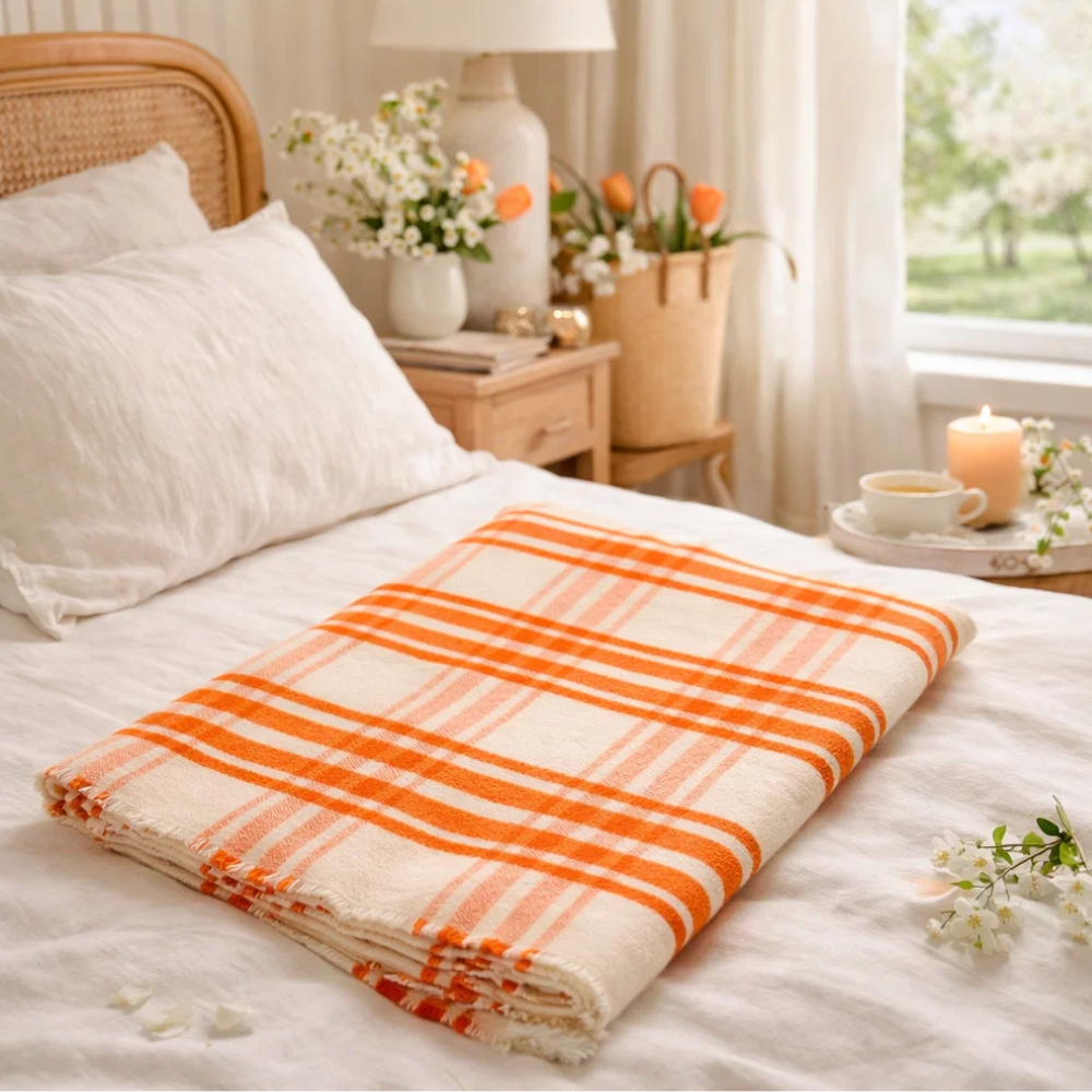 100% Памучно Одеяло 150X200 См – Бежово С Оранжев Десен, Меко И Дишащо