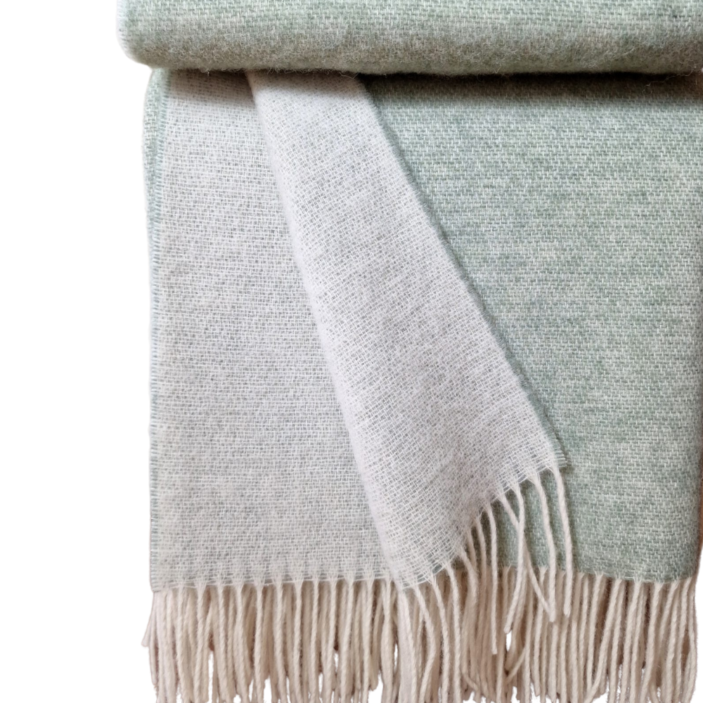 Премиум 100% Вълнено Одеяло 150X200 См – Меко, Топло И Естествено С Ресни