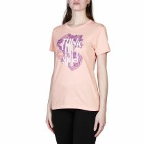 Think Pink, Тениски