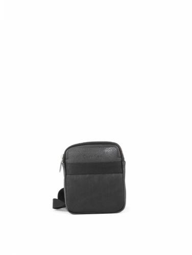 Calvin Klein, Taschen