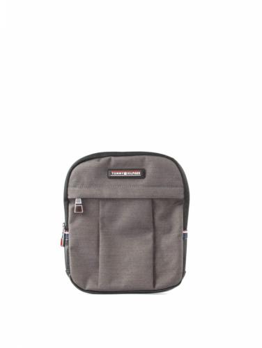 Tommy Hilfiger, Taschen