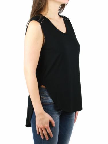 Guess, Tops