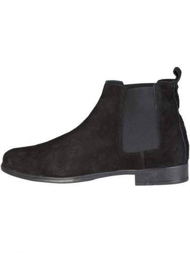 Pierre Cardin, Obchodní Obuv