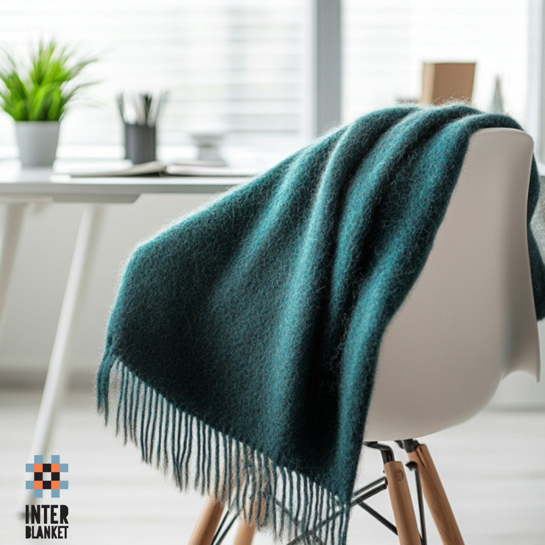 Luxury 100% Merino Wool Blanket With Fringe - Dark Green, 150X200 Cm, Super Soft And Warm