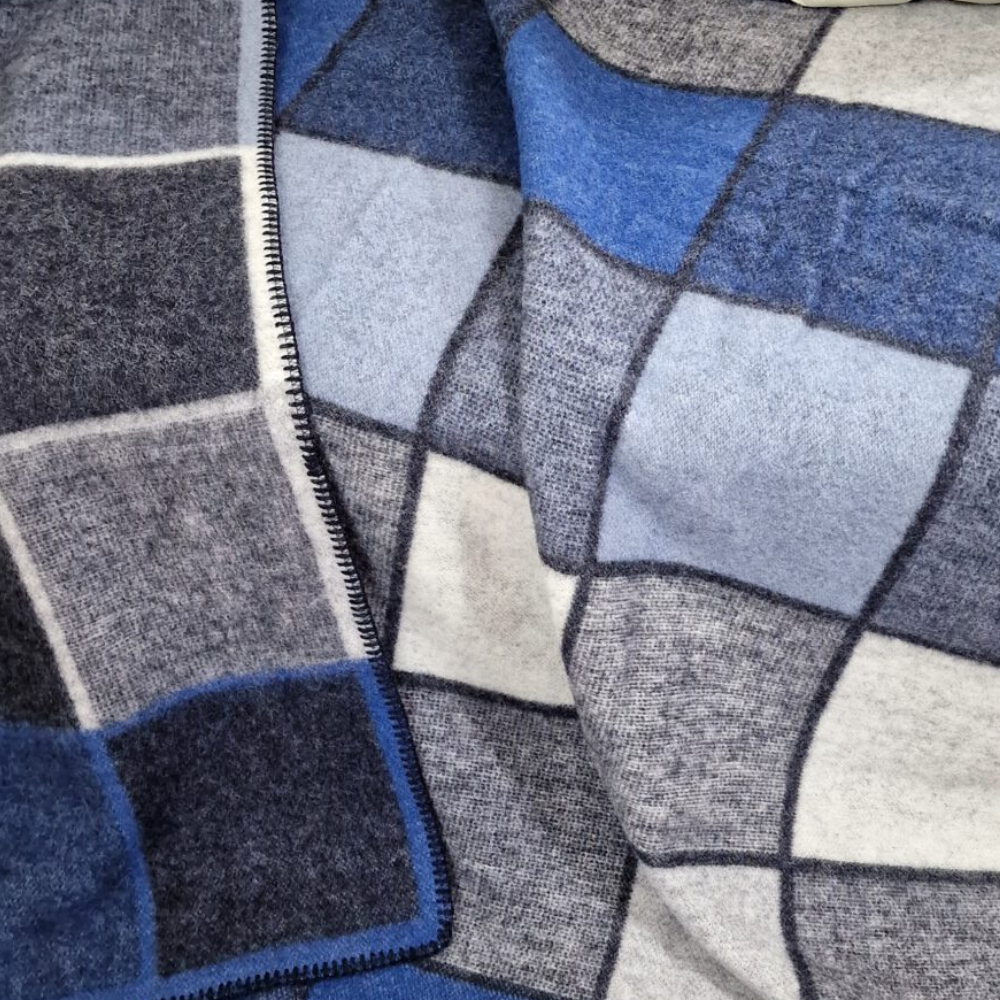 Премиум Одеяло От 100% Вълна – Меко, Топло И Стилно (150×200 См)