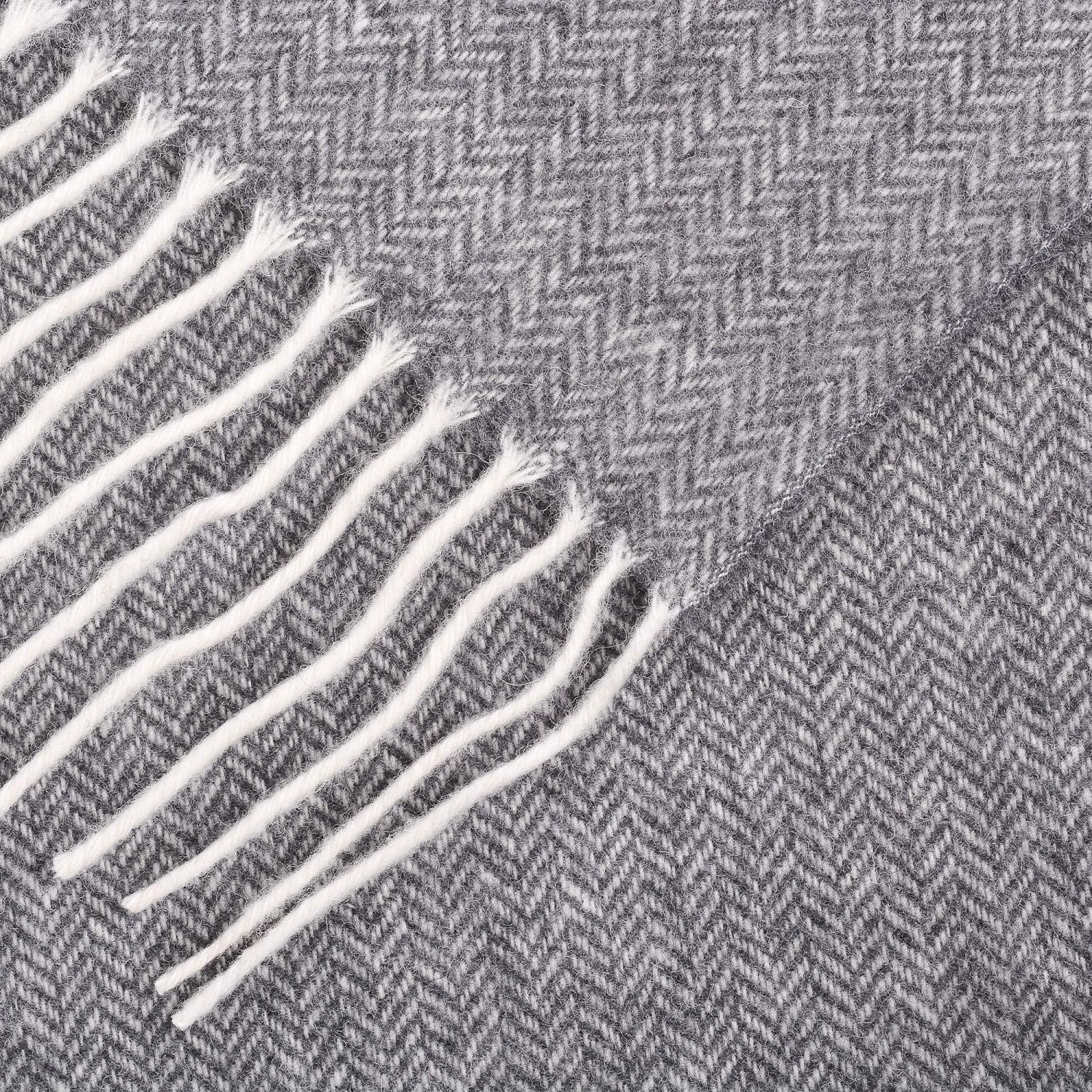 Луксозно Одеяло От Мериносова Вълна И Кашмир – 140/200 См | Тъмносиво С Фин Рибена Кост Мотив