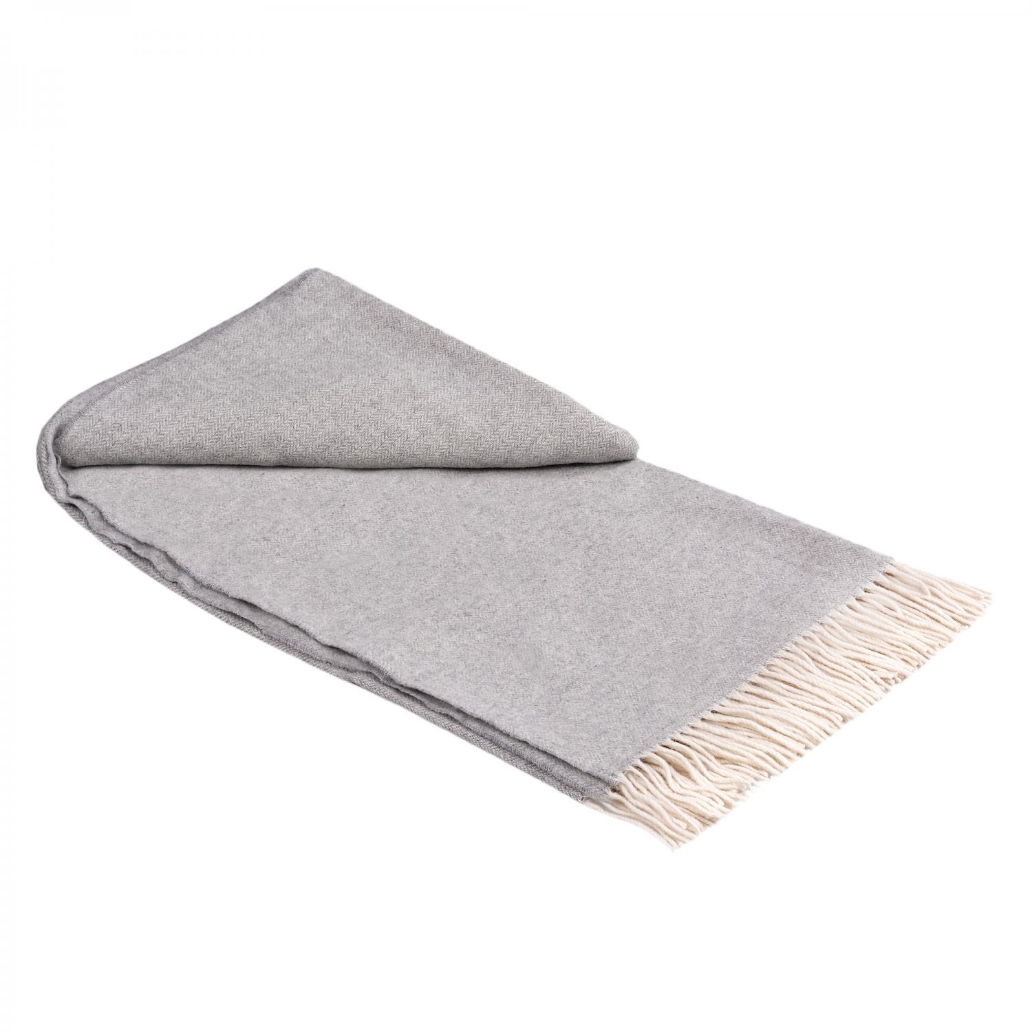Луксозно Кашмирено Одеяло В Светлосиво – 140X200 См | Меко, Топло И С Елегантни Ресни